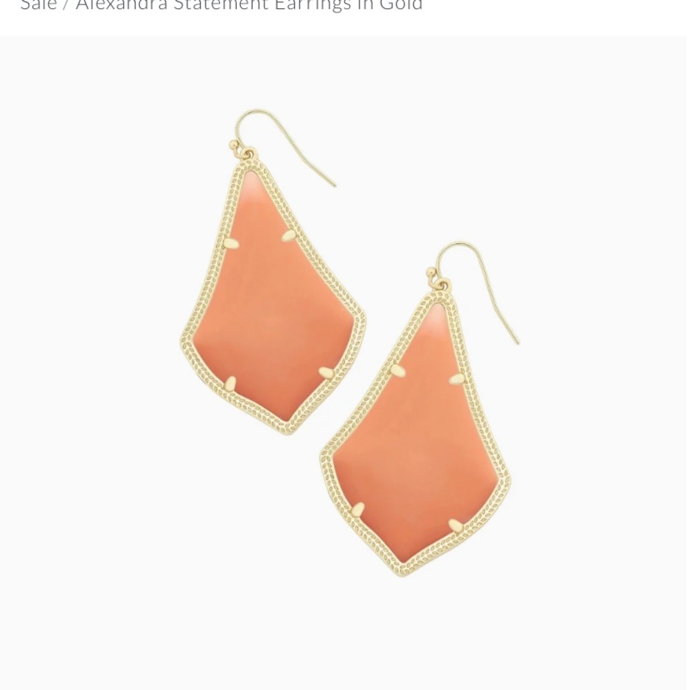 Kendra Scott Gold Alexandra earrings in Coral
